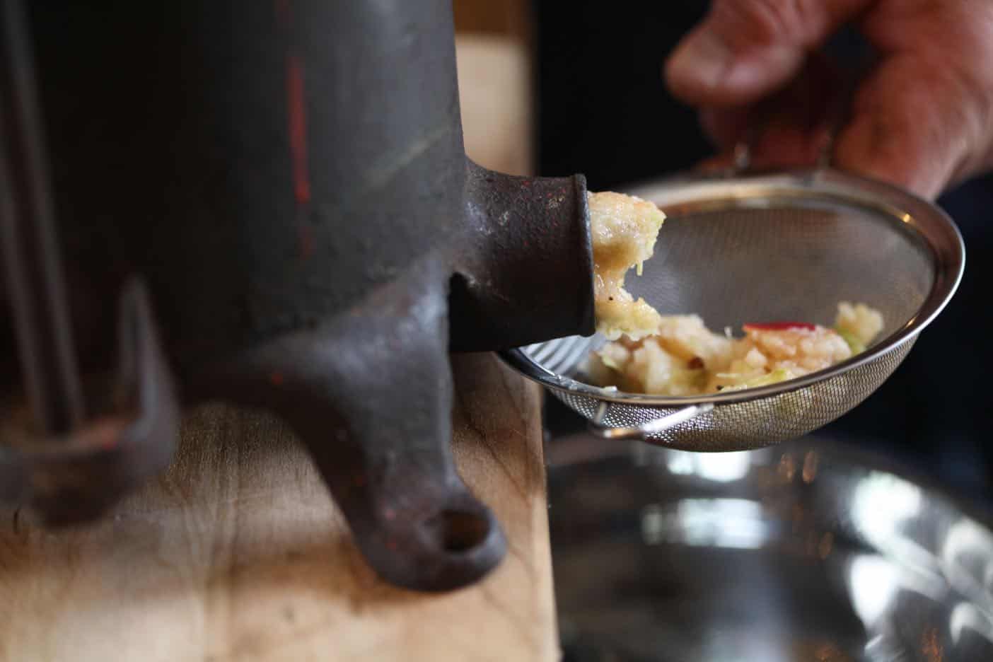 How To Make Apple Cider With A Press - Farmhouse & Blooms