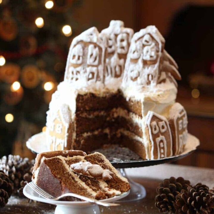 How To Make Gingerbread Cake With Cream Cheese Frosting