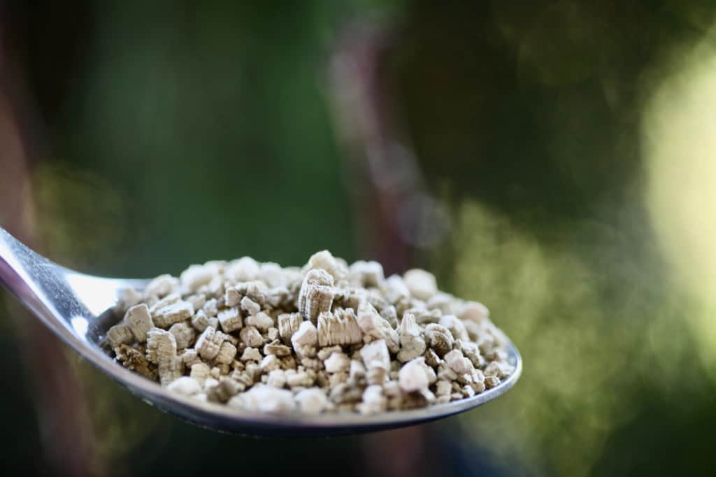 a spoonful of vermiculite