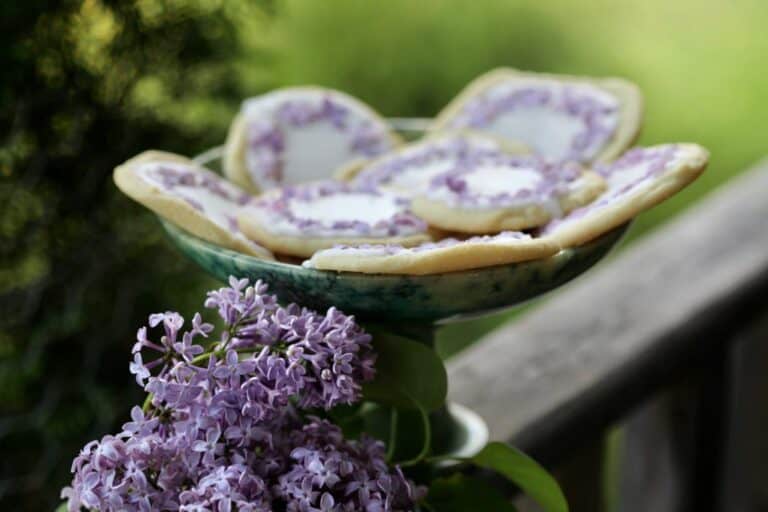 How To Dry Lilacs Preserve Your Blooms Farmhouse & Blooms